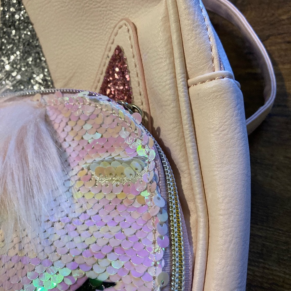 OMG Accessories pink unicorn backpack for girls - Picture 3 of 11